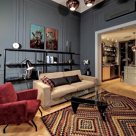 公寓 Luxury In The Center Of *